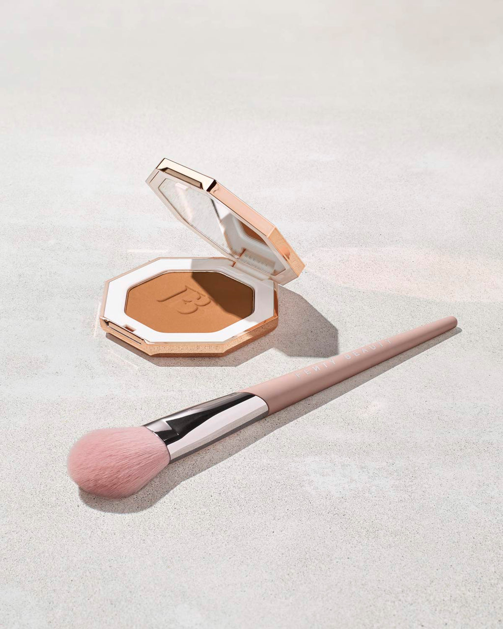 Sculpting Bronzer Brush 195
