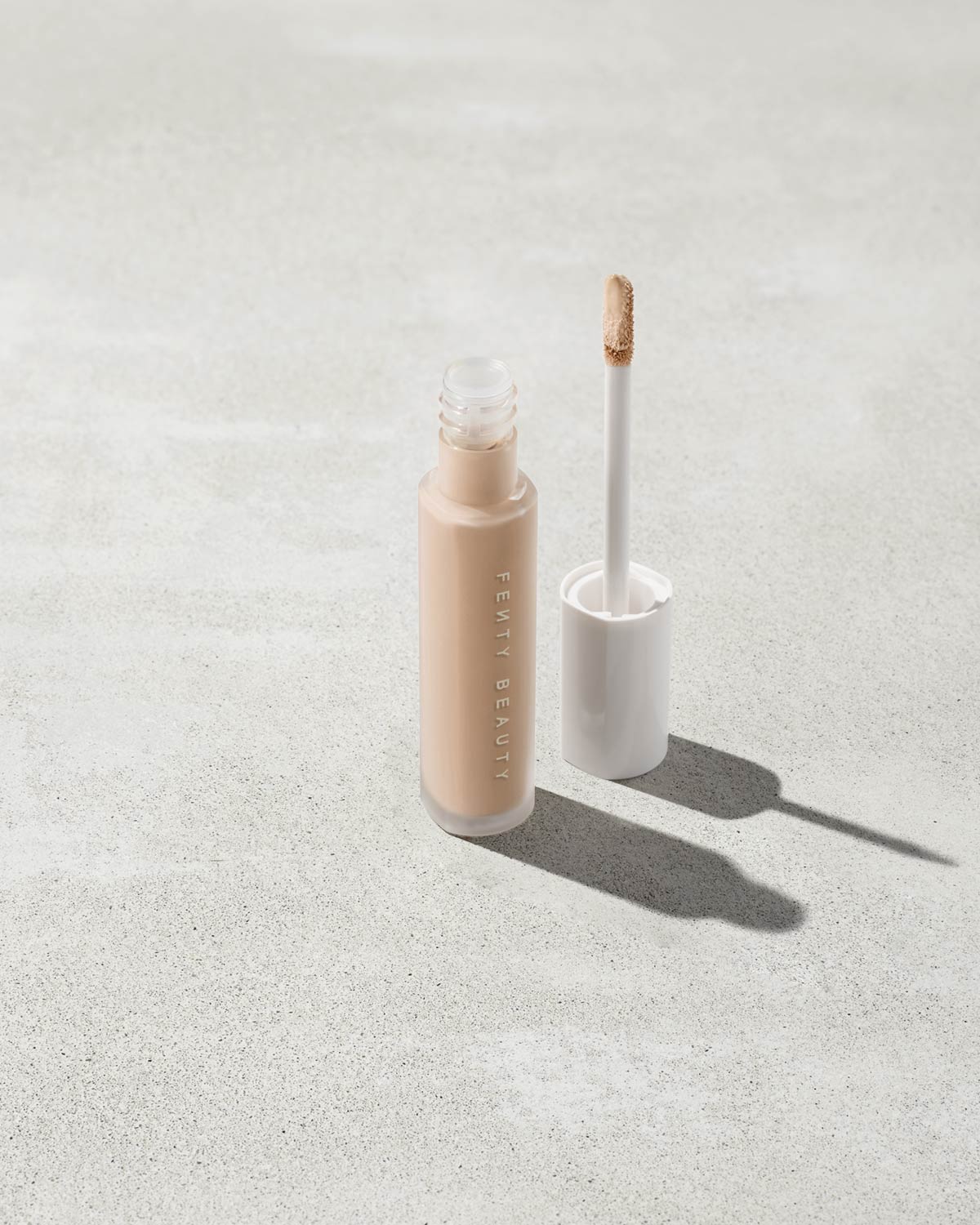 Pro Filtr Instant Retouch Concealer — #200