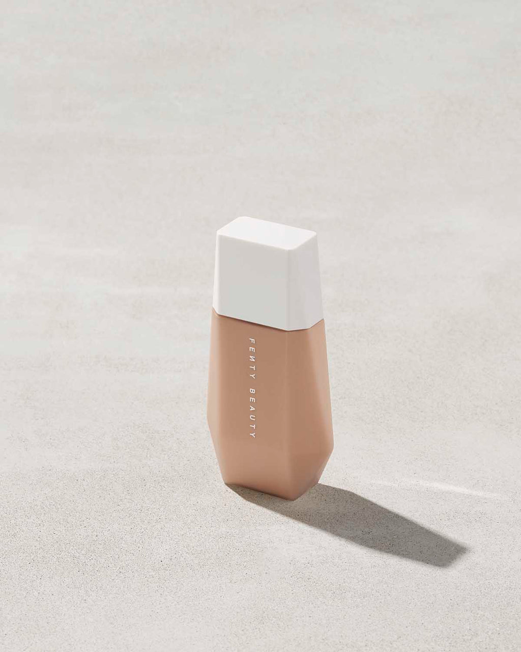 Eaze Drop Lightweight Blurring Skin Tint — 4