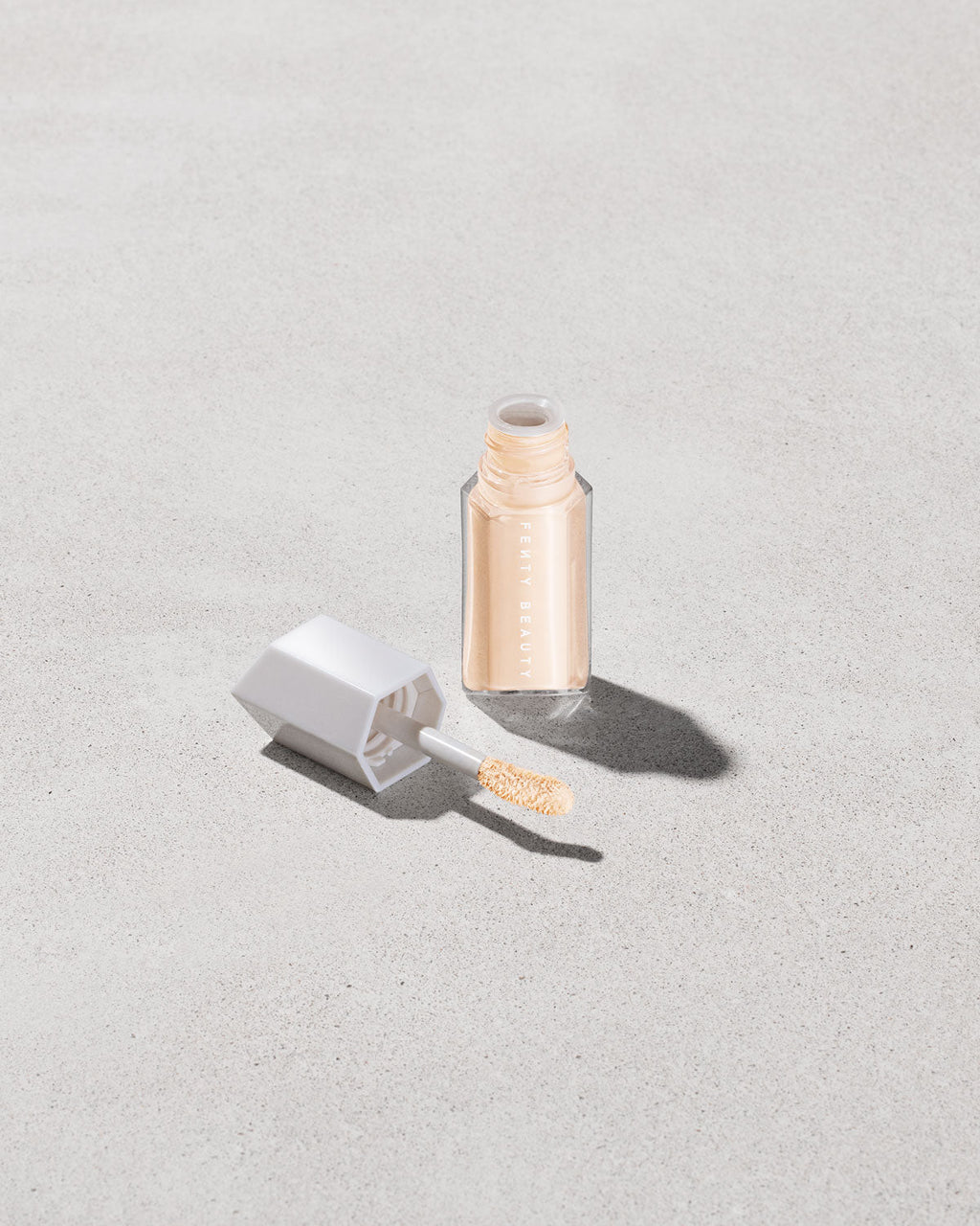 Were Even Hydrating Longwear Concealer — 140N