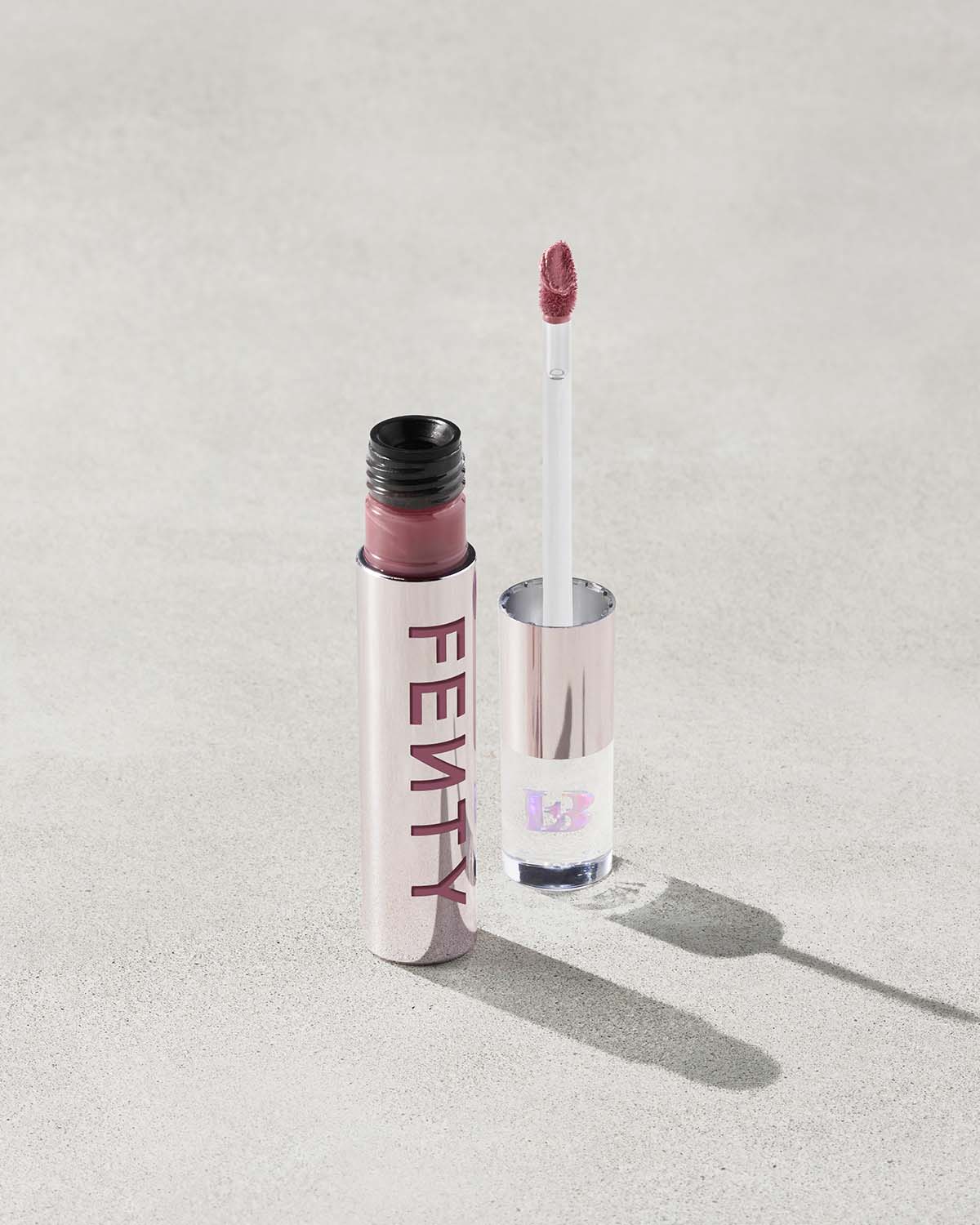 Icon Velvet Liquid Lipstick — RiRi