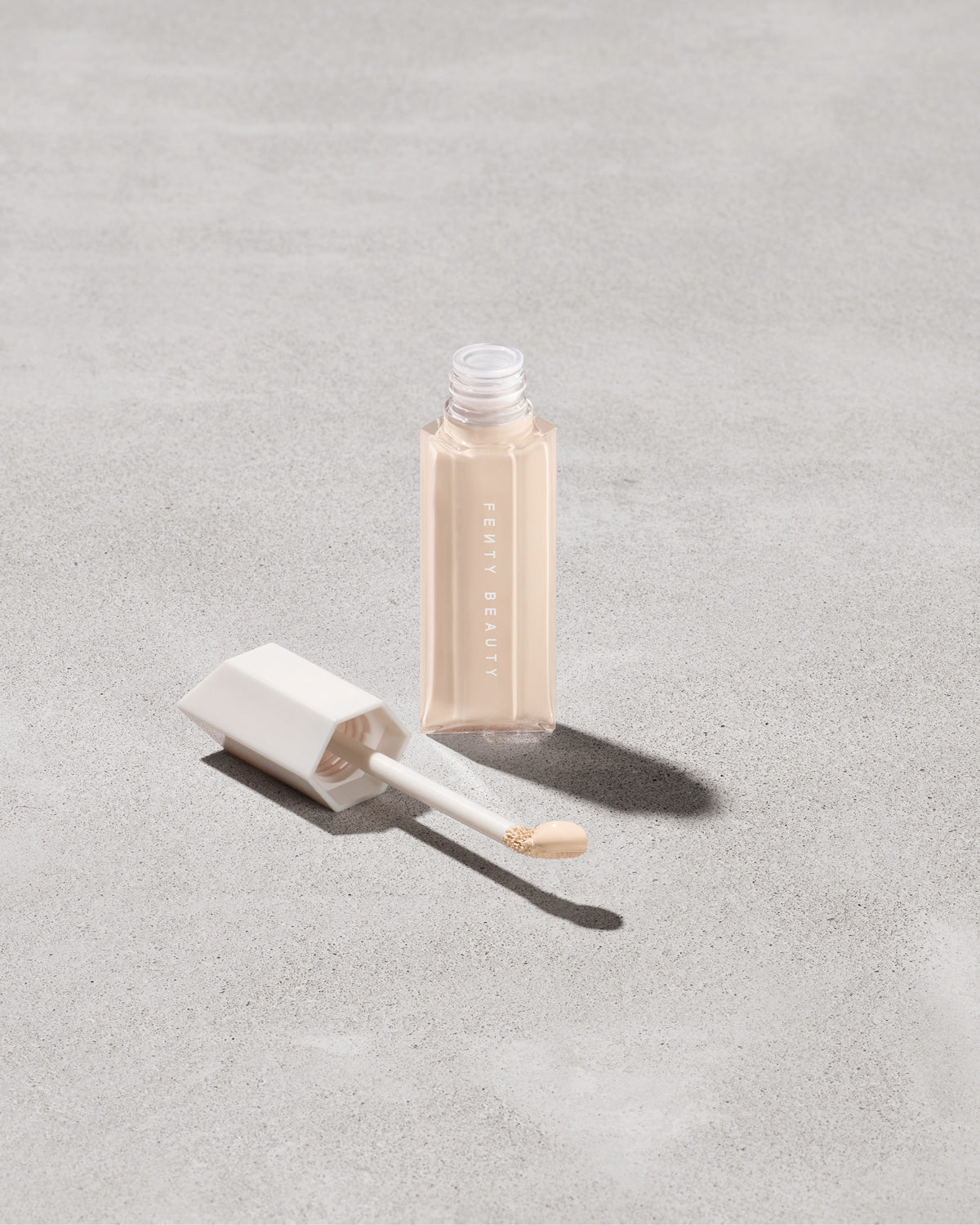 Were Even Hydrating Longwear Concealer — 130W