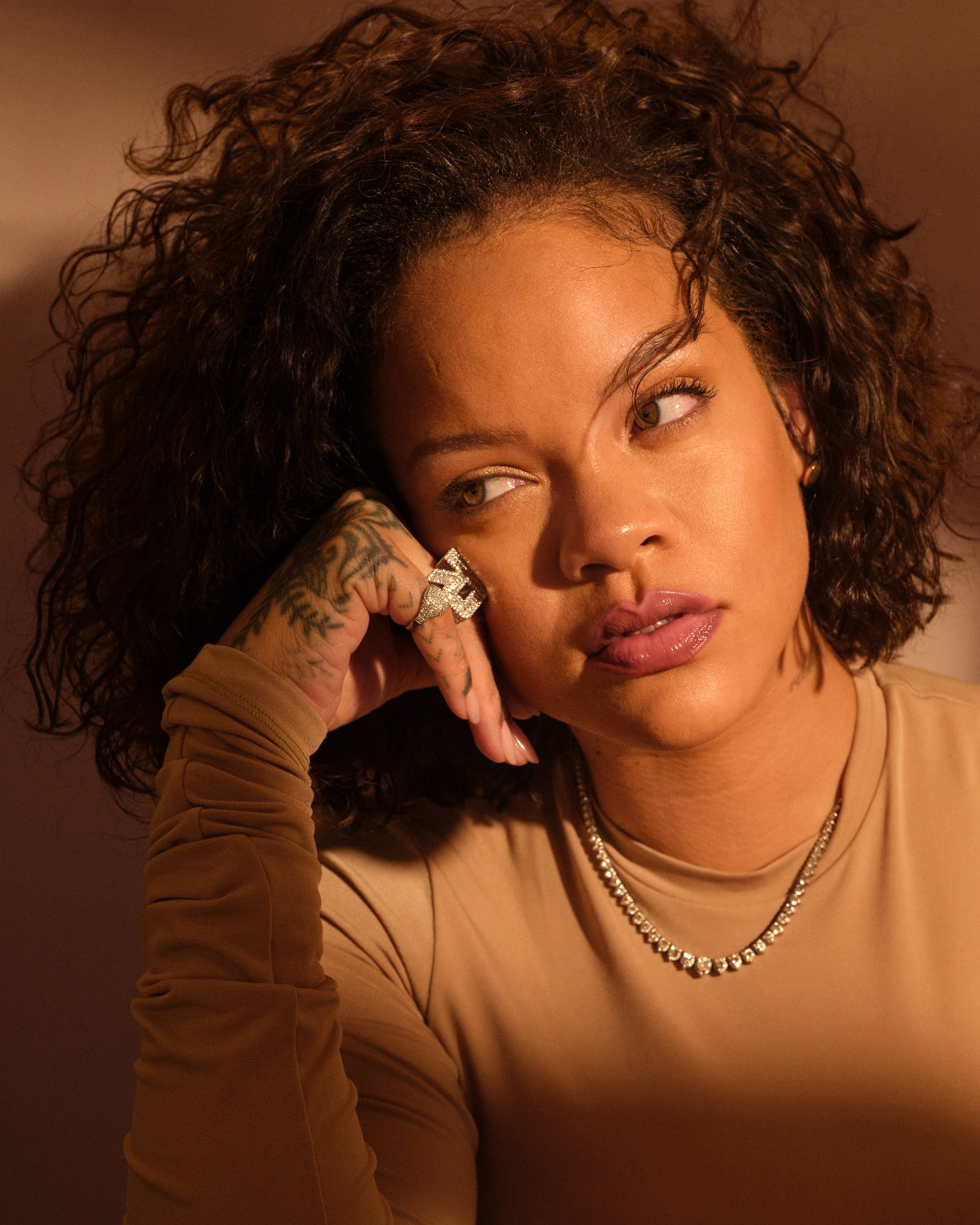 Eaze Drop Lightweight Blurring Skin Tint — 23